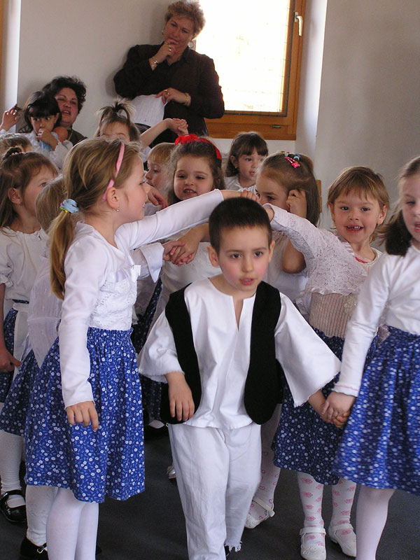 Óvodai hírek - 2009 április Óvodai hírek - 2009 áprilisrcius