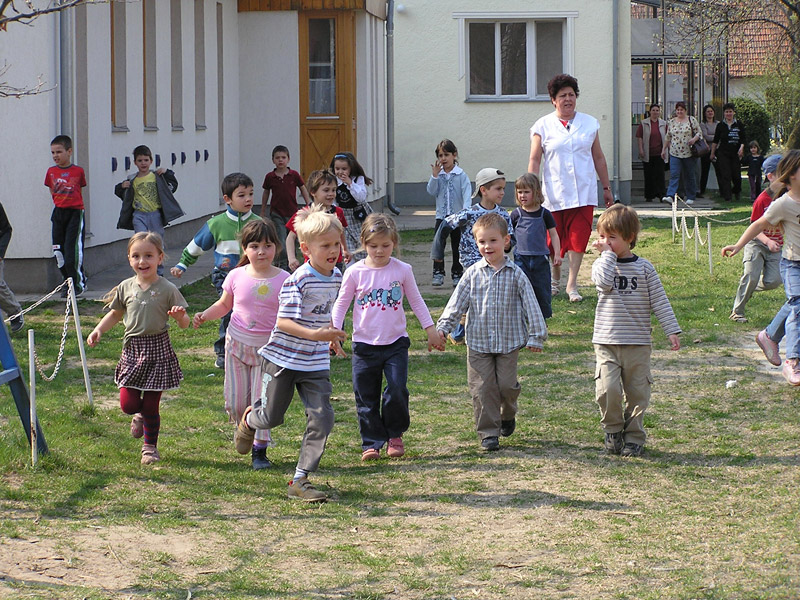 Óvodai hírek - 2009 április Óvodai hírek - 2009 április