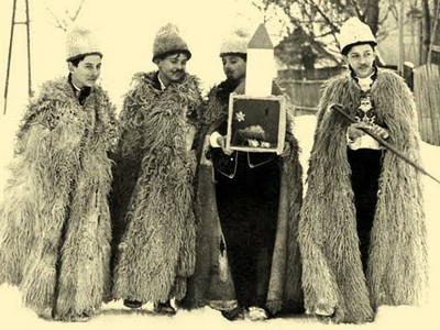 Adventi udvar