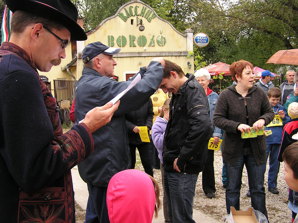 Őszköszöntő Szüreti Nap 2010 Őszköszöntő Szüreti Nap 2010
