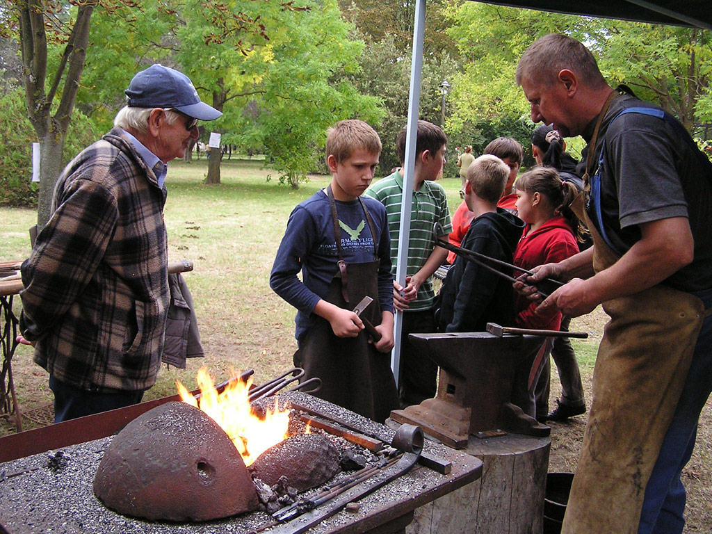 Őszköszöntő Szüreti Nap 2010 Őszköszöntő Szüreti Nap 2010