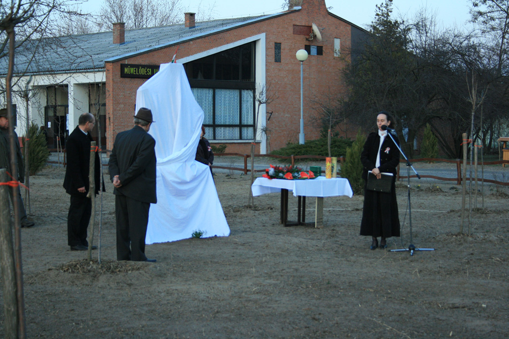 img_3647_20120316_1350003121