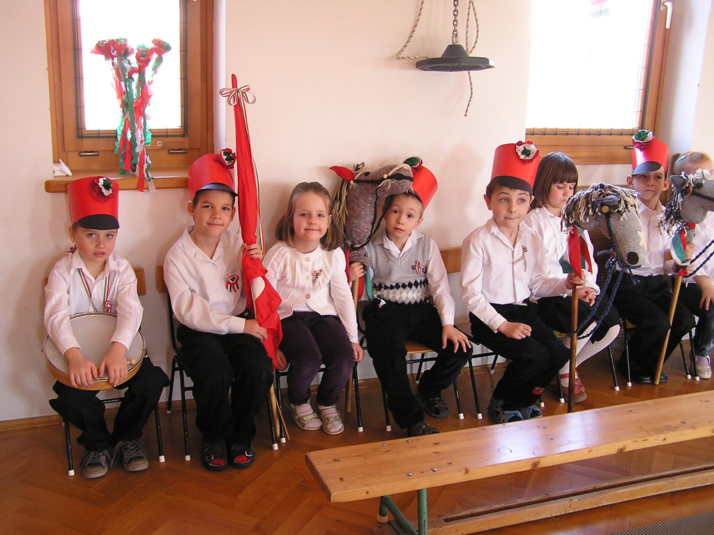 Óvodai hírek - 2012. április Óvodai hírek - 2012. április