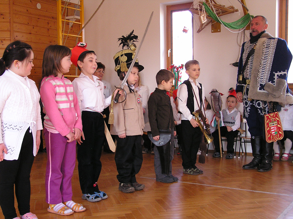 Óvodai hírek - 2012. április Óvodai hírek - 2012. április