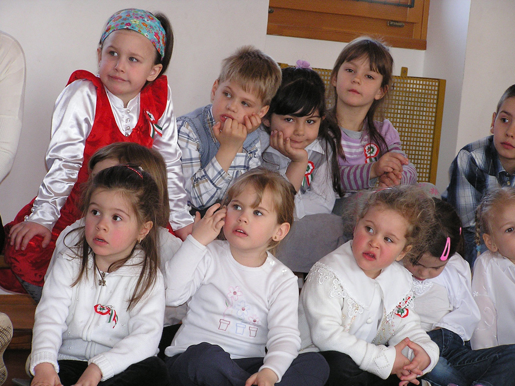 Óvodai hírek - 2012. április Óvodai hírek - 2012. április