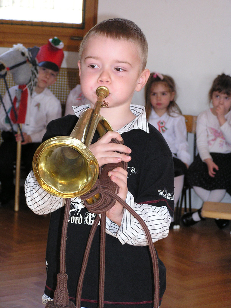 Óvodai hírek - 2012. április Óvodai hírek - 2012. április