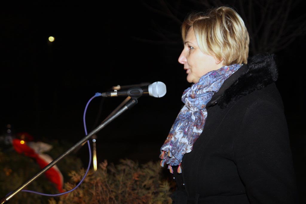 Feldíszítették a falu karácsonyfáját