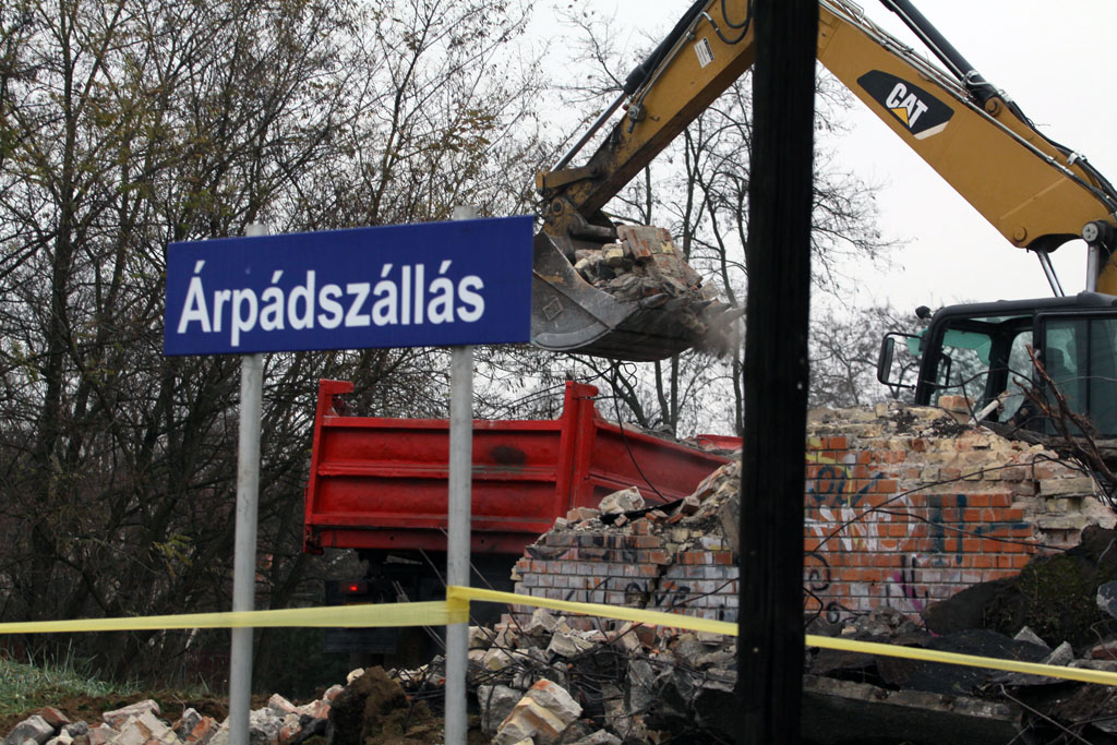 Lebontják az árpádszállási vasúti megállót